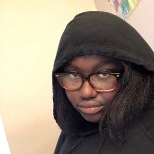 Meet your Posher, Khadijah